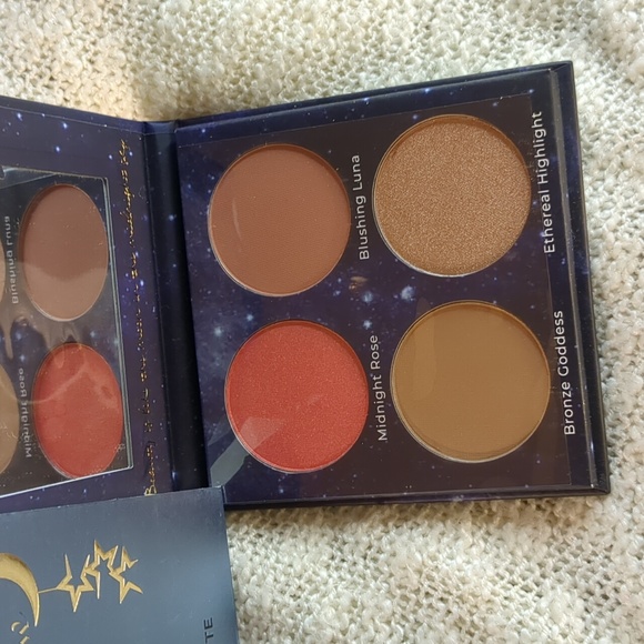 LASplash Cosmetics Moonlight Glow Face Palette in Moon, 2.8g x4 = 11.2 g… - Picture 2 of 10